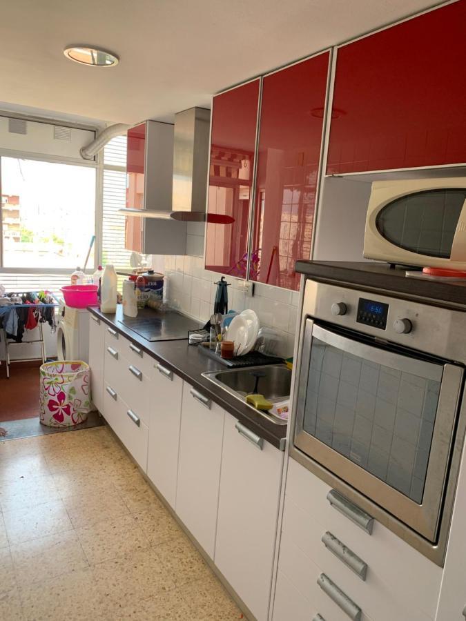 Habitacion Con Cama Individual, Piso Compartido En Avenida Blasco Ibanez 瓦伦西亚 外观 照片