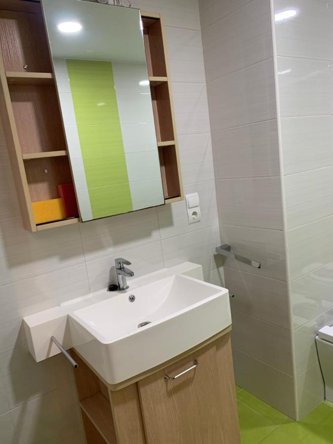 Habitacion Con Cama Individual, Piso Compartido En Avenida Blasco Ibanez 瓦伦西亚 外观 照片