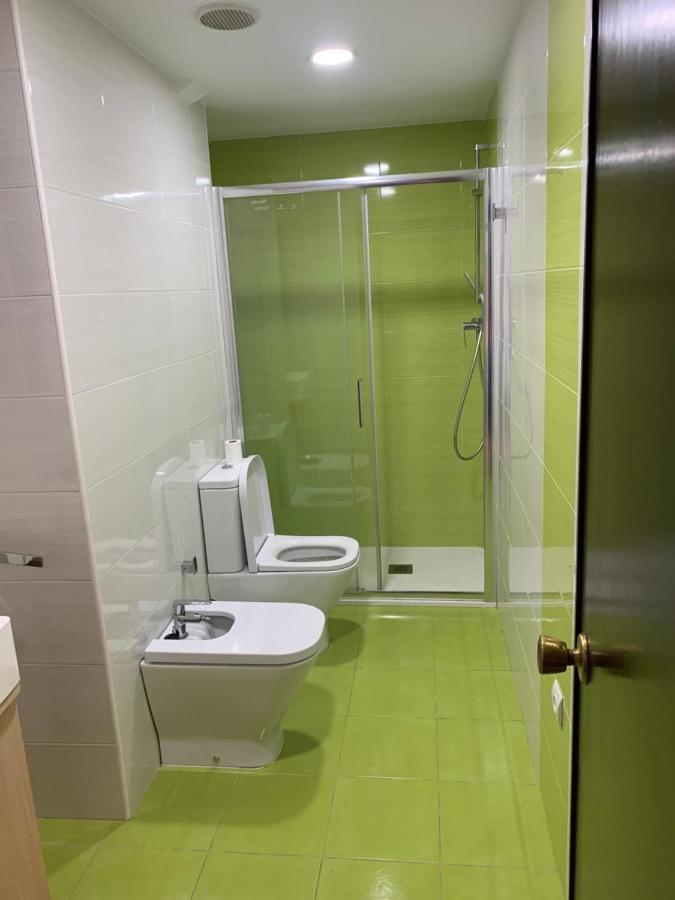 Habitacion Con Cama Individual, Piso Compartido En Avenida Blasco Ibanez 瓦伦西亚 外观 照片