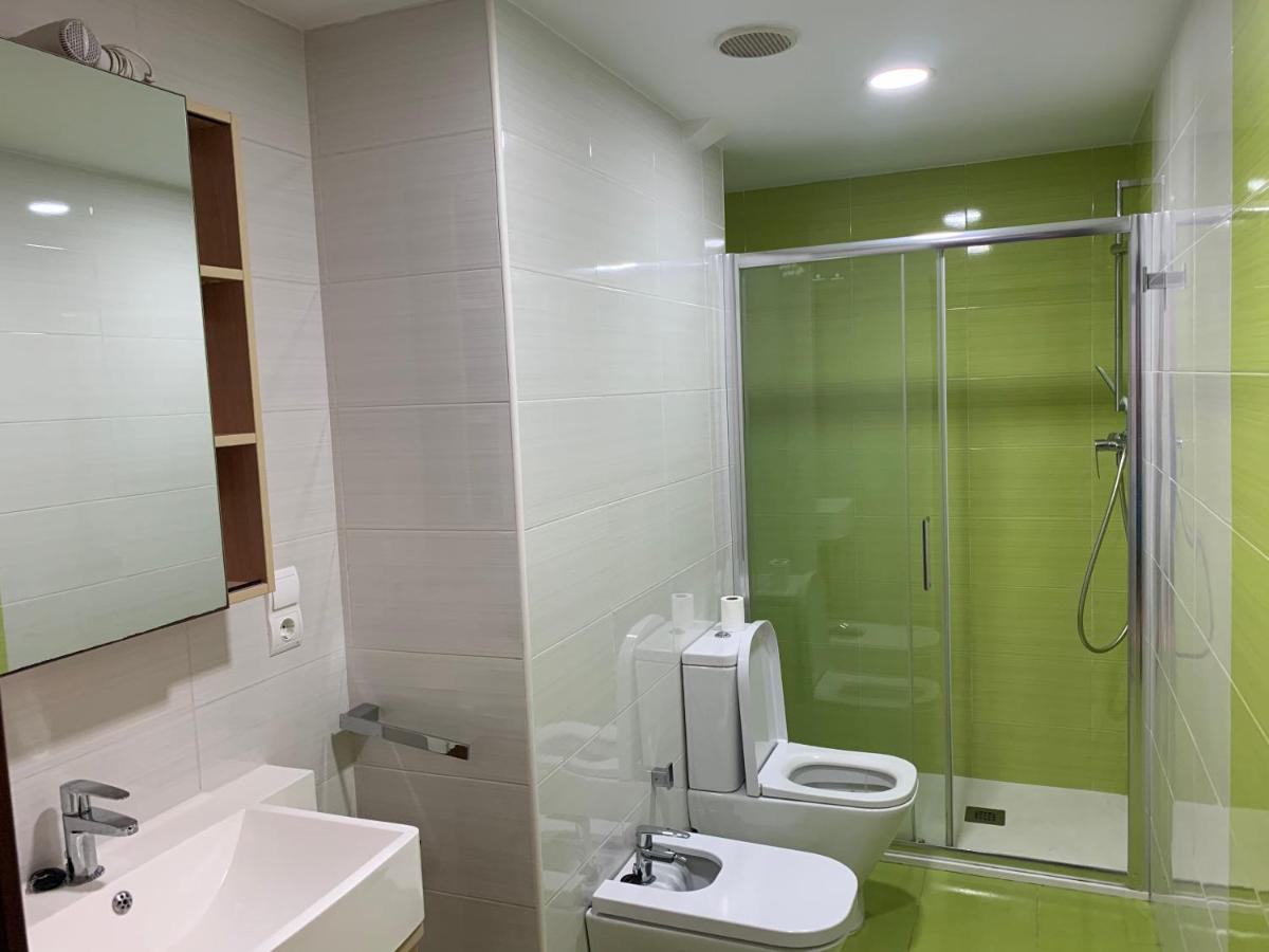 Habitacion Con Cama Individual, Piso Compartido En Avenida Blasco Ibanez 瓦伦西亚 外观 照片