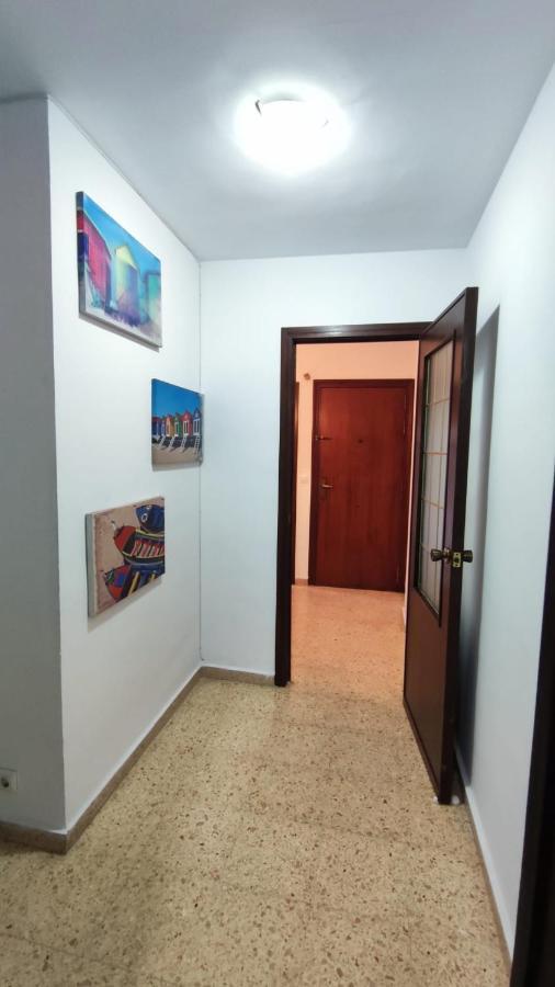 Habitacion Con Cama Individual, Piso Compartido En Avenida Blasco Ibanez 瓦伦西亚 外观 照片